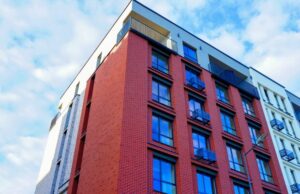 the building where the hotel is located